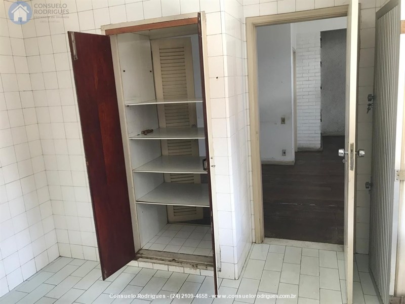 Casa a Venda no Centro em Resende