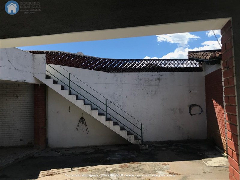 Casa a Venda no Centro em Resende