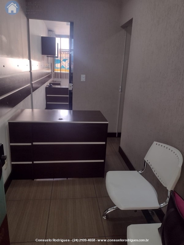 Sala Comercial a Venda no Centro em Resende