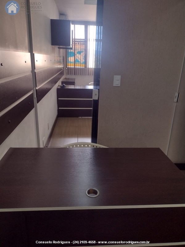 Sala Comercial a Venda no Centro em Resende