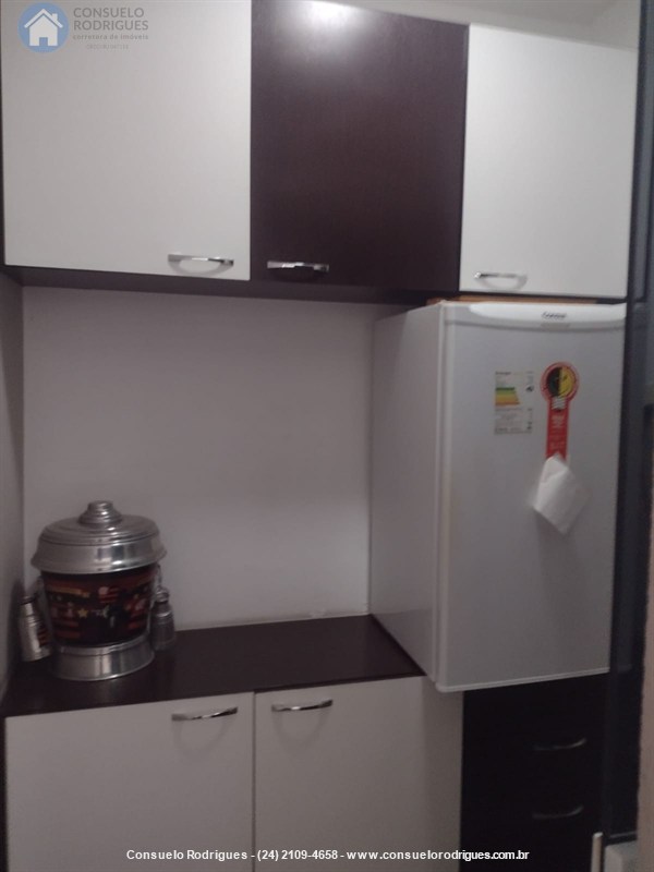 Sala Comercial a Venda no Centro em Resende