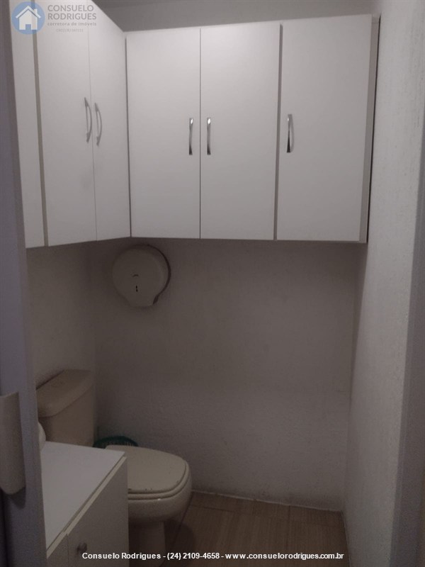 Sala Comercial a Venda no Centro em Resende